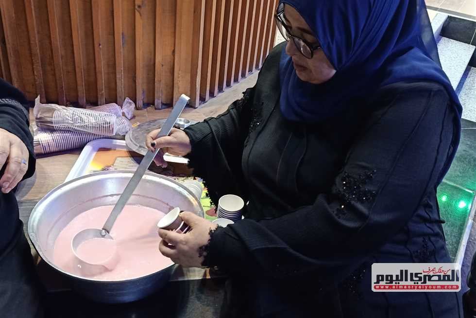 احتفالات المولد النبوي في السنبلاوين: عادة متوارثة من القرفة والحلوى رغم التحديات