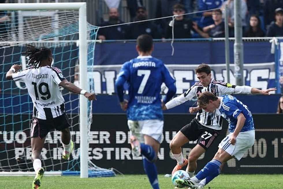 كومو يحقق فوزًا تاريخيًا على يوفنتوس بهدفين نظيفين في الدوري الإيطالي