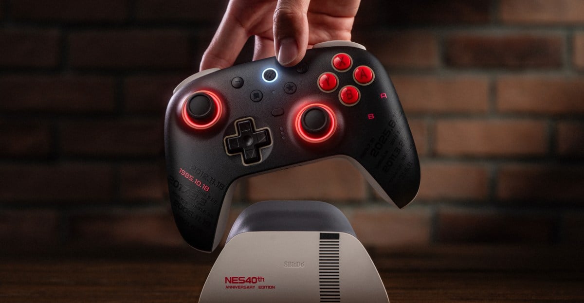 8BitDo تحتفل بالذكرى الأربعين لإطلاق نظام نينتندو الترفيهي بمجموعة NES40 الجديدة