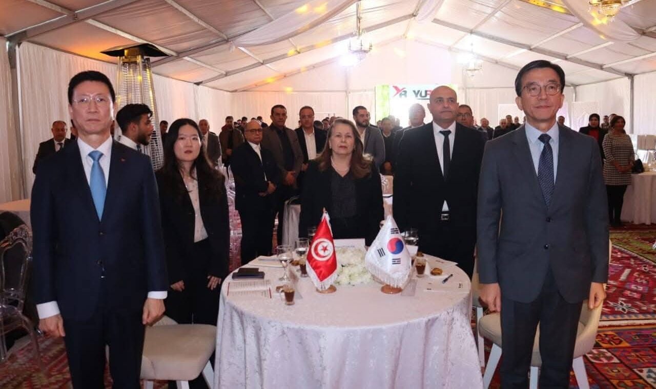 شركة يورا كوربوريشن الكورية تطلق مصنعها الخامس في القيروان باستثمار 50 مليون دينار وتوفر 2000 فرصة عمل