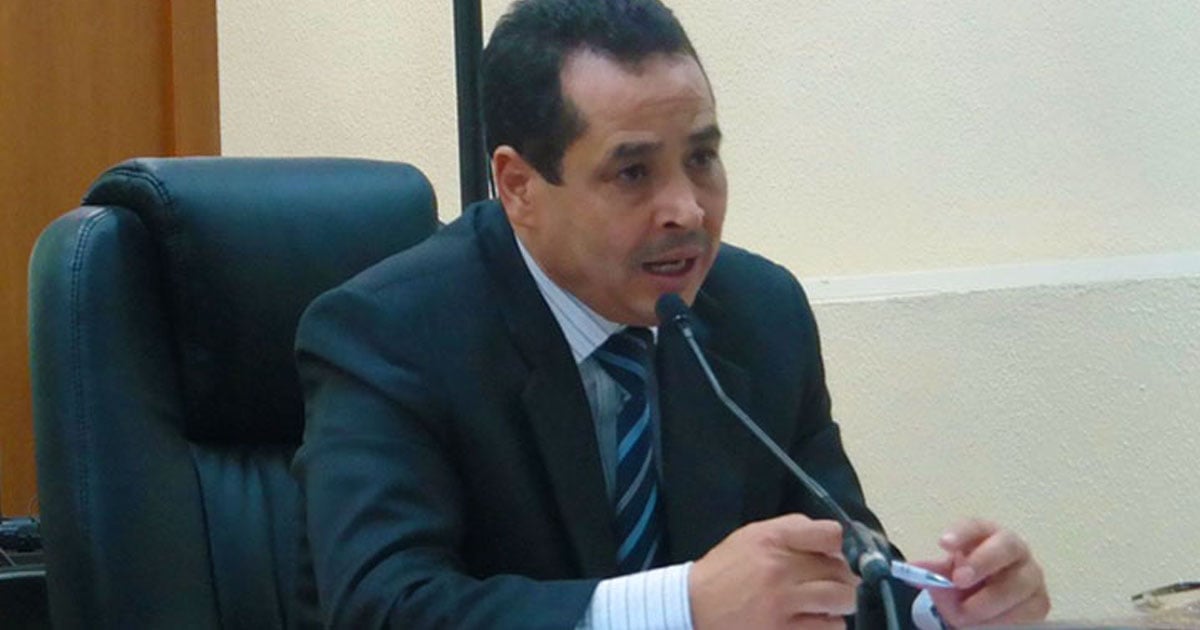 تأجيل جلسة محاكمة القاضي المعزول بشير العكرمي في قضايا الإرهاب بتونس