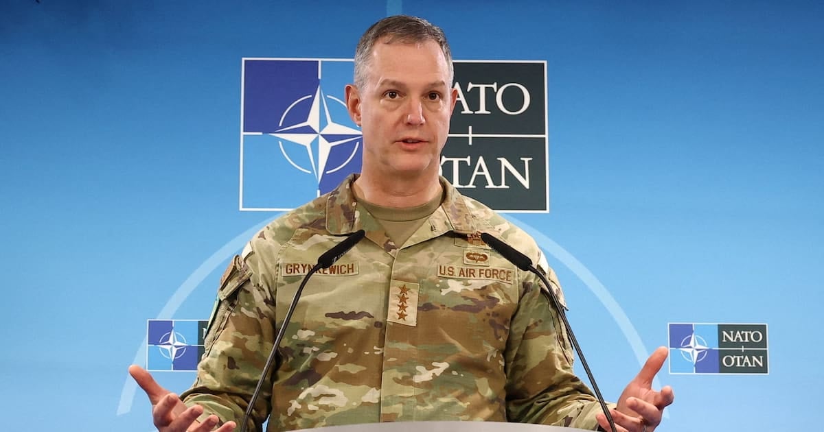 الناتو يرد على الهجمات الهجينة، واشنطن تخفف عقوبات لوك أويل، وبوتين يبدي مرونة في المفاوضات